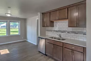 3138 W 45th Ave, Gary, IN 46408 - Photo 10