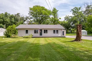 3138 W 45th Ave, Gary, IN 46408 - Photo 2