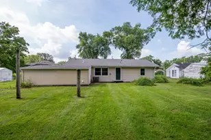 3138 W 45th Ave, Gary, IN 46408 - Photo 4