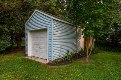 2168 W 18th Street, La Porte, IN 46350 - Photo 16