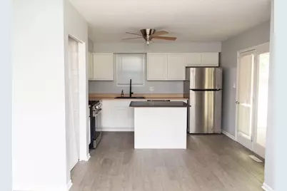 4040 Kingsway Drive, Crown Point, IN 46307 - Photo 6