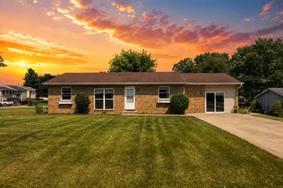 4040 Kingsway Drive, Crown Point, IN 46307 - Photo 1