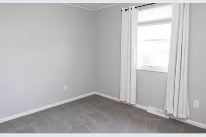 4040 Kingsway Drive, Crown Point, IN 46307 - Photo 16