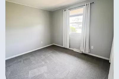 4040 Kingsway Drive, Crown Point, IN 46307 - Photo 10