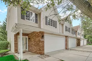 911 Penny Ct, Hobart, IN 46342 - Photo 2