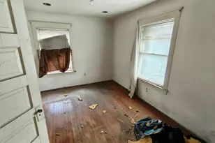 216 Ellsworth St, Gary, IN 46404 - Photo 16