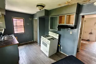840 E 44th Pl, Gary, IN 46409 - Photo 14