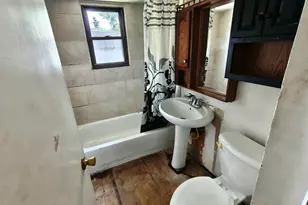 840 E 44th Pl, Gary, IN 46409 - Photo 12