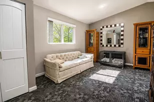 10510 E Orange St, Monterey, IN 46960 - Photo 14