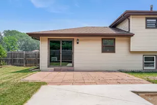 2440 Springhill Dr, Schererville, IN 46375 - Photo 24