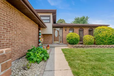 2440 Springhill Drive, Schererville, IN 46375 - Photo 2