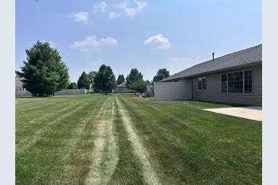 9783 Hart Street, Saint John, IN 46373 - Photo 6