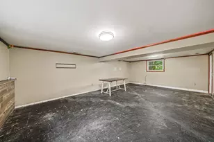 106 Crestwood Dr, Michigan City, IN 46360 - Photo 16