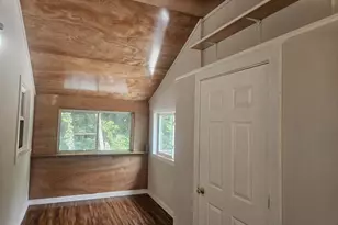 8416 E Lindstrom Ln, New Carlisle, IN 46552 - Photo 22