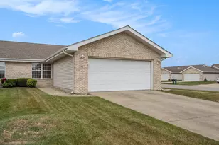 381 Golden Oak Dr, Crown Point, IN 46307 - Photo 1