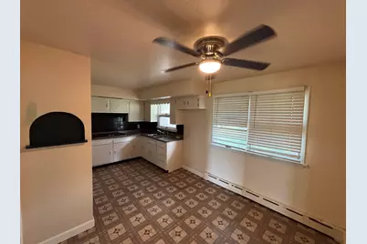 4004 E 109th Avenue, Crown Point, IN 46307 - Photo 10