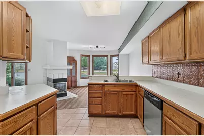 625 W 93rd Court, Crown Point, IN 46307 - Photo 6
