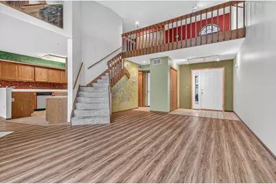 625 W 93rd Court, Crown Point, IN 46307 - Photo 4
