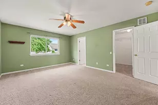 540 Sunflower Ln, Dyer, IN 46311 - Photo 10