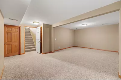 540 Sunflower Lane, Dyer, IN 46311 - Photo 16