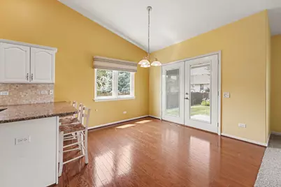 540 Sunflower Lane, Dyer, IN 46311 - Photo 4