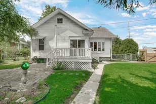 2417 Putnam St, Lake Station, IN 46405 - Photo 2