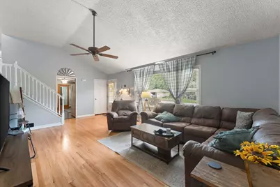 11119 Durbin Street, Crown Point, IN 46307 - Photo 6