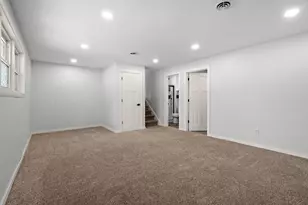 6384 Fallen Timbers Ave, Portage, IN 46368 - Photo 18