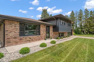 6384 Fallen Timbers Ave, Portage, IN 46368 - Photo 2