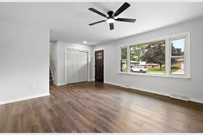 6384 Fallen Timbers Avenue, Portage, IN 46368 - Photo 4