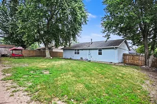 504 Exeter Rd, Kingsford Heights, IN 46346 - Photo 16