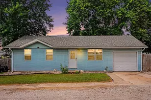 504 Exeter Rd, Kingsford Heights, IN 46346 - Photo 2