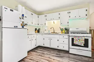 504 Exeter Rd, Kingsford Heights, IN 46346 - Photo 6