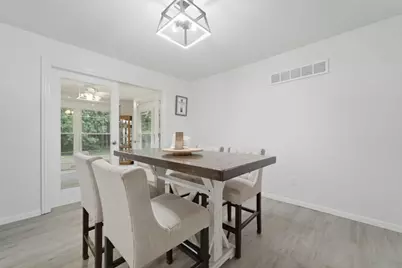 419 E 100 S, Valparaiso, IN 46383 - Photo 14