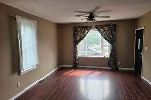 107 Francis St, Chesterton, IN 46304 - Photo 2