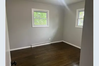 830 W 39th Avenue, Hobart, IN 46342 - Photo 12