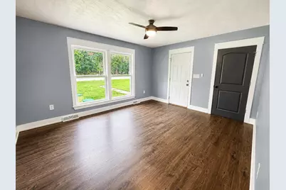 132-136 S Elgin Street, Griffith, IN 46319 - Photo 10