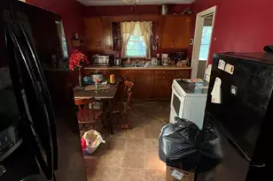 1009 Riverlane Dr, Lake Station, IN 46405 - Photo 6