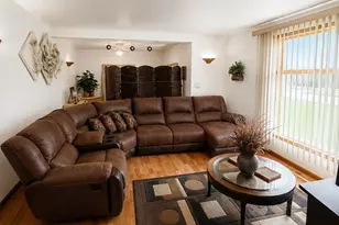 322 Foote St, Crown Point, IN 46307 - Photo 2