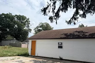 201 Garden St, North Judson, IN 46366 - Photo 42