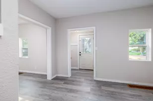 207 E Allen St, Kentland, IN 47951 - Photo 14