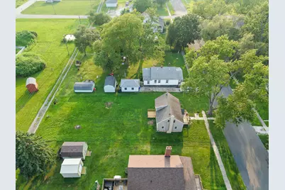 207 E Allen Street, Kentland, IN 47951 - Photo 12
