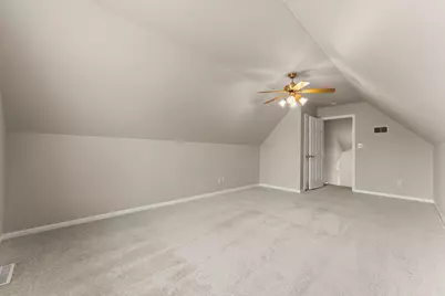 10011 Wildwood Lane, Highland, IN 46322 - Photo 24