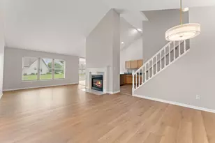 10011 Wildwood Ln, Highland, IN 46322 - Photo 2