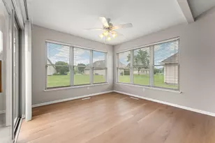 10011 Wildwood Ln, Highland, IN 46322 - Photo 8