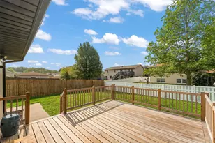 933 Hanover Ln, Dyer, IN 46311 - Photo 34