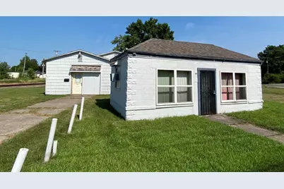 908 Washington, Valparaiso, IN 46383 - Photo 2