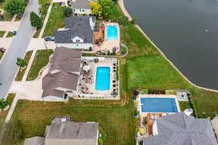 673 Davis Cir, Crown Point, IN 46307 - Photo 48