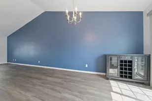 6849 Prarie Path Ln, Merrillville, IN 46410 - Photo 10