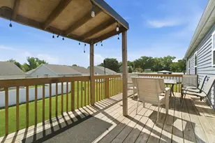 6849 Prarie Path Ln, Merrillville, IN 46410 - Photo 12